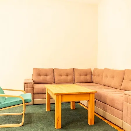 Apartment Engadin's 2bdr In Center Sarajevo