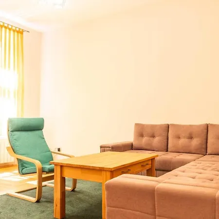 Apartment Engadin's 2bdr In Center