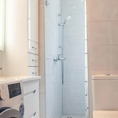 Engadin's 2bdr In Center Apartment *